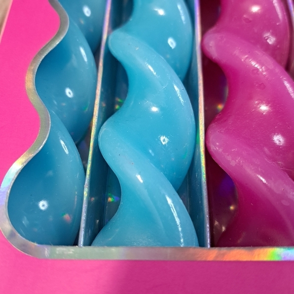 Jubilee Dripless Twisted Taper Candles 4 Pack 10 Inch - Picture 4 of 8